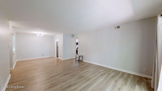 1815 Gardiner Ln APT F52, Louisville, KY 40205