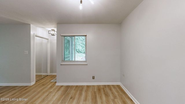 1815 Gardiner Ln APT F52, Louisville, KY 40205