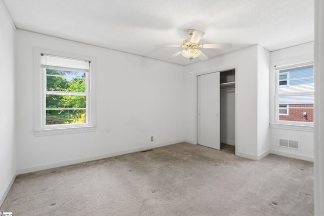 126 W Circle Avenue, Greenville, SC 29607