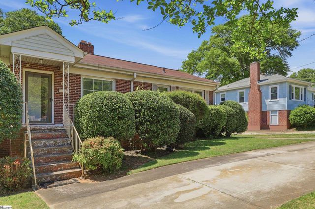 126 W Circle Avenue, Greenville, SC 29607