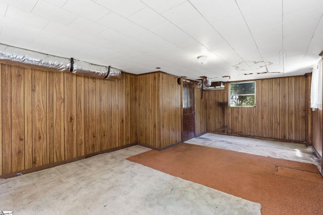 126 W Circle Avenue, Greenville, SC 29607