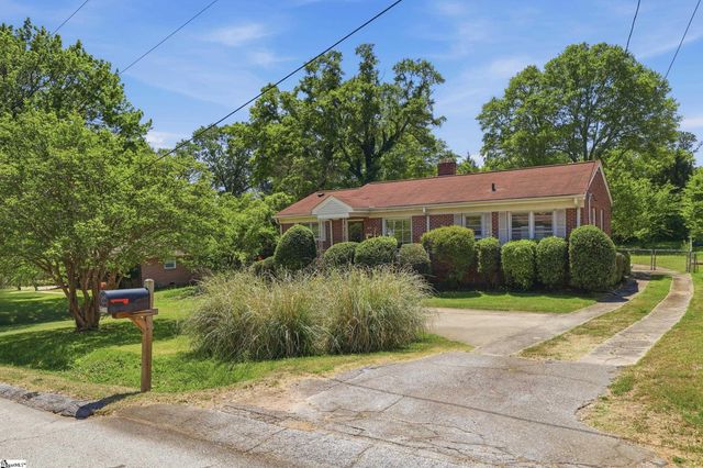 126 W Circle Avenue, Greenville, SC 29607