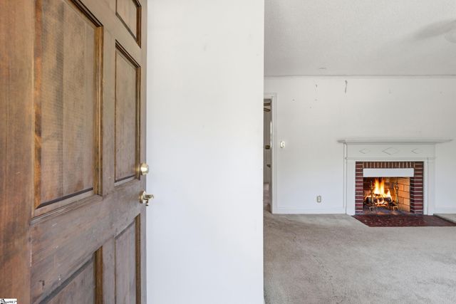 126 W Circle Avenue, Greenville, SC 29607