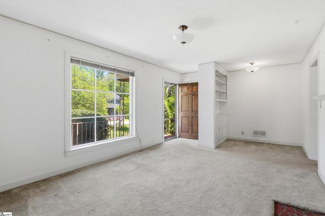 126 W Circle Avenue, Greenville, SC 29607