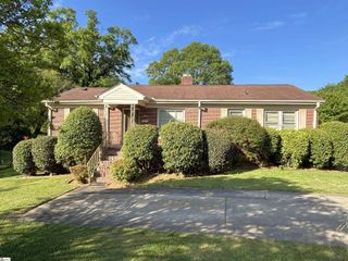 126 W Circle Avenue, Greenville, SC 29607