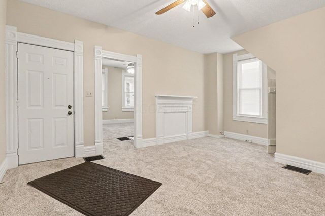 859 E Mulberry Street, Lancaster, OH 43130