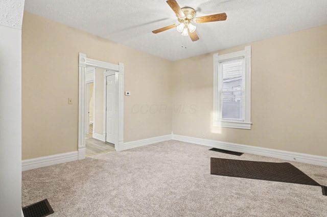 859 E Mulberry Street, Lancaster, OH 43130