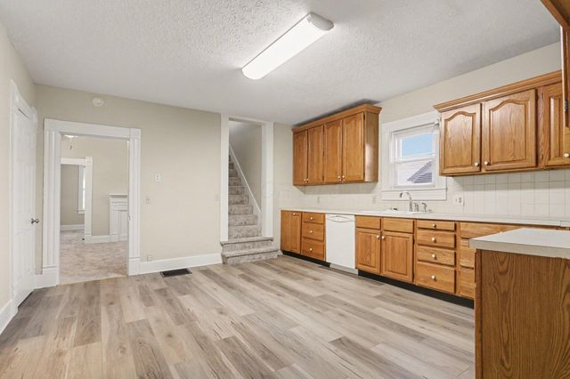 859 E Mulberry Street, Lancaster, OH 43130