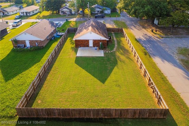 418 Hickory, Sallisaw, OK 74955