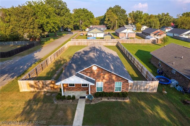 418 Hickory, Sallisaw, OK 74955