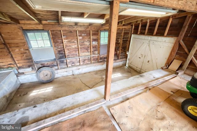 454 ROCKVILLE RD, Spring Grove, PA 17362
