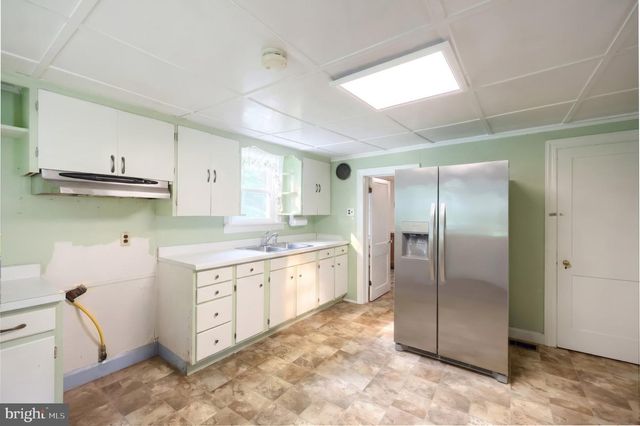 454 ROCKVILLE RD, Spring Grove, PA 17362
