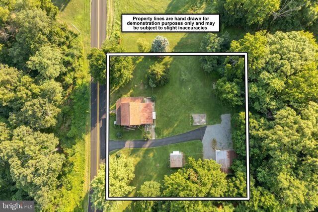 454 ROCKVILLE RD, Spring Grove, PA 17362