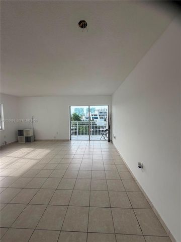 400 Kings Point Drive 531, Sunny Isles Beach, FL 33160