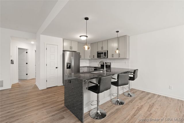 5577 Limestone Creek Drive, Charlestown, IN 47111