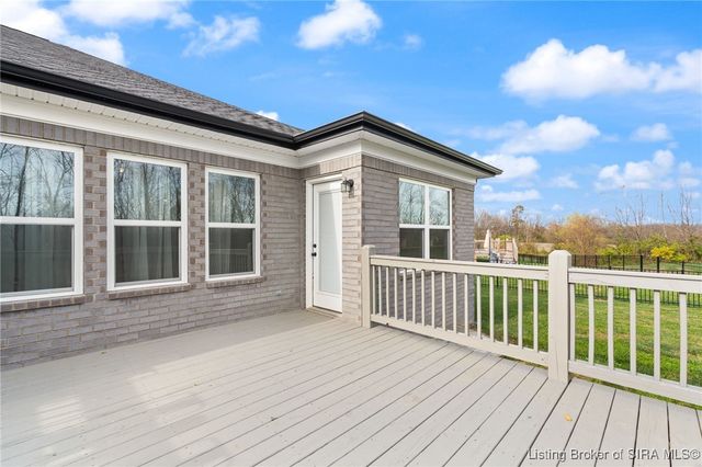 5577 Limestone Creek Drive, Charlestown, IN 47111