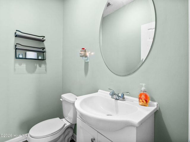 109 Milestone Court, Jacksonville, NC 28546