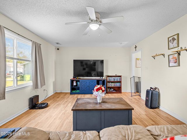 109 Milestone Court, Jacksonville, NC 28546