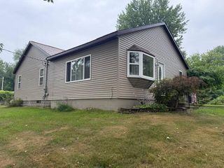 11365 Warner Avenue, Grant, MI 49327