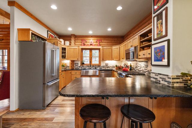 11020 Kestrel Road, Klamath Falls, OR 97601