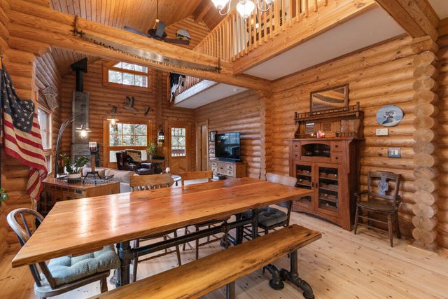 11020 Kestrel Road, Klamath Falls, OR 97601