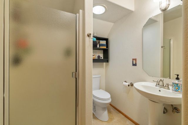 11020 Kestrel Road, Klamath Falls, OR 97601