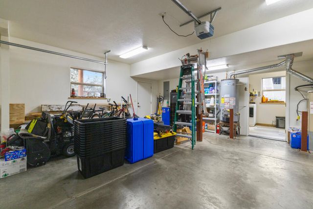 11020 Kestrel Road, Klamath Falls, OR 97601