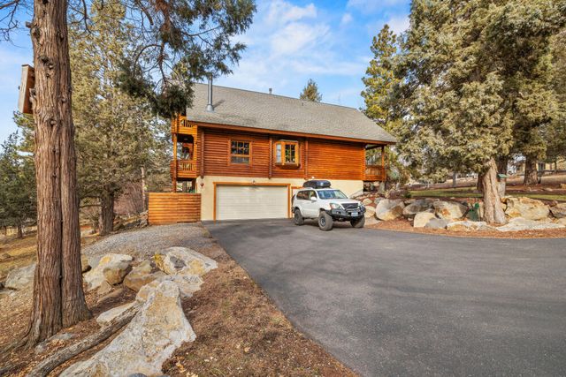 11020 Kestrel Road, Klamath Falls, OR 97601