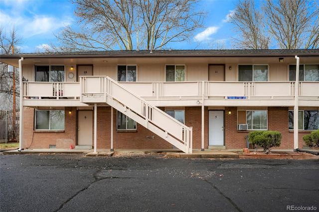 10542 W 63rd Place, Arvada, CO 80004