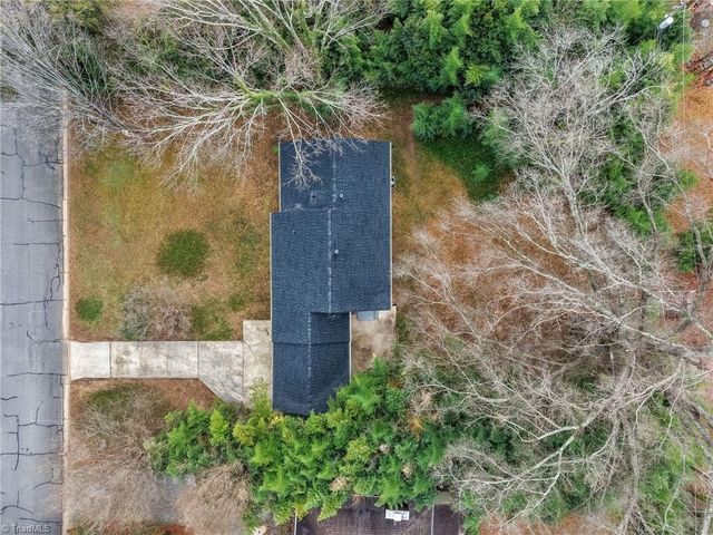 3403 Wilshire Drive, Greensboro, NC 27408