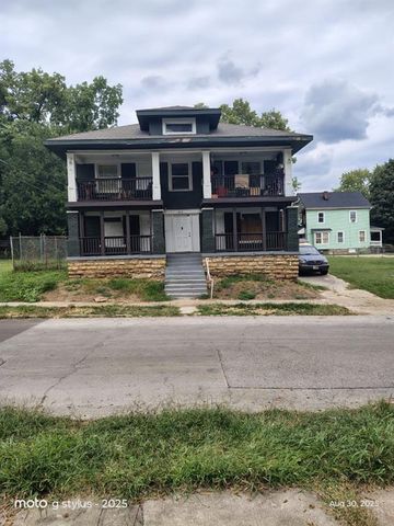 2210 E 34th Street, Kansas City, MO 64109