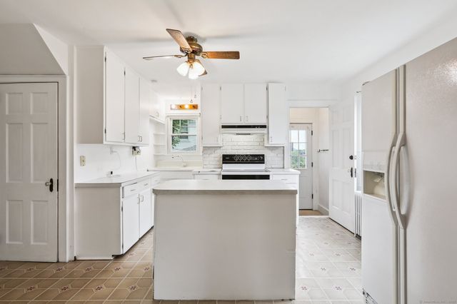 9 Fairfield Avenue, Danbury, CT 06810