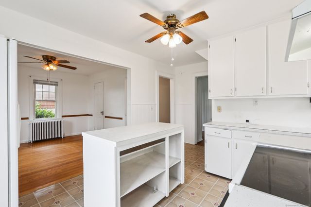 9 Fairfield Avenue, Danbury, CT 06810