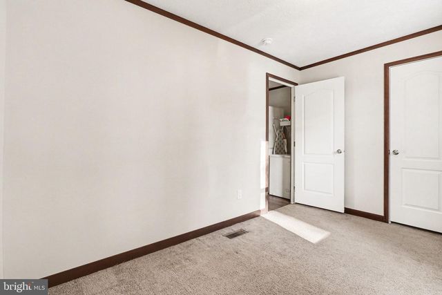 404 DOGWOOD LN, New Providence, PA 17560