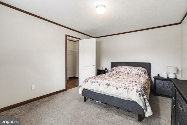 404 DOGWOOD LN, New Providence, PA 17560