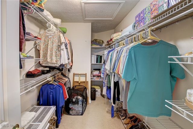 455 Edge Park Lane, Brunswick, OH 44212