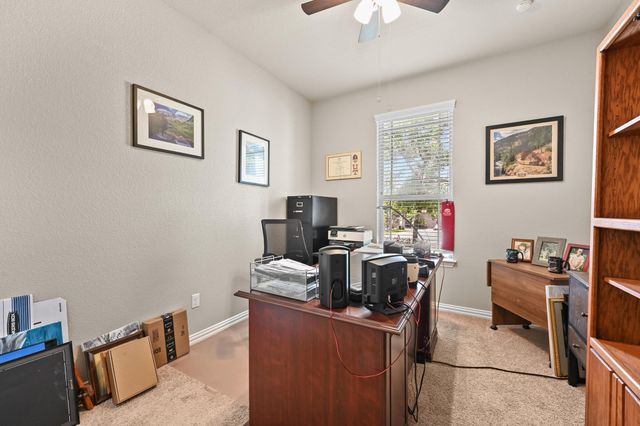 206 Shale CIR, Buda, TX 78610