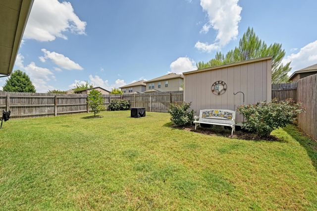 206 Shale CIR, Buda, TX 78610