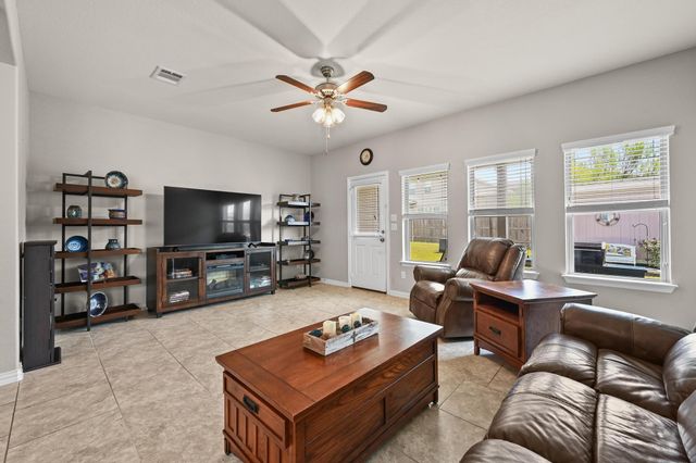 206 Shale CIR, Buda, TX 78610