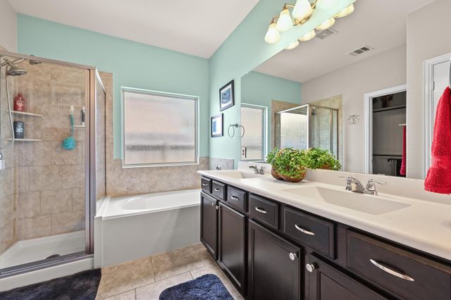 206 Shale CIR, Buda, TX 78610