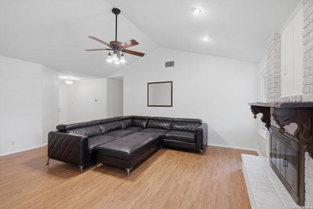 5707 Larkdale Dr, San Antonio, TX 78233