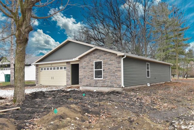 994 E 8Th Street, Fowler, IN 47944