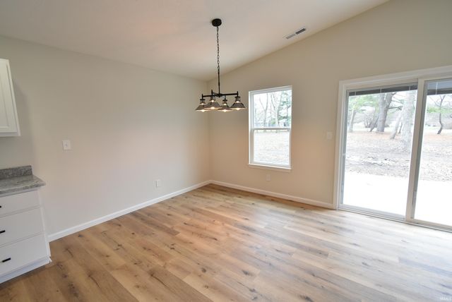 994 E 8Th Street, Fowler, IN 47944