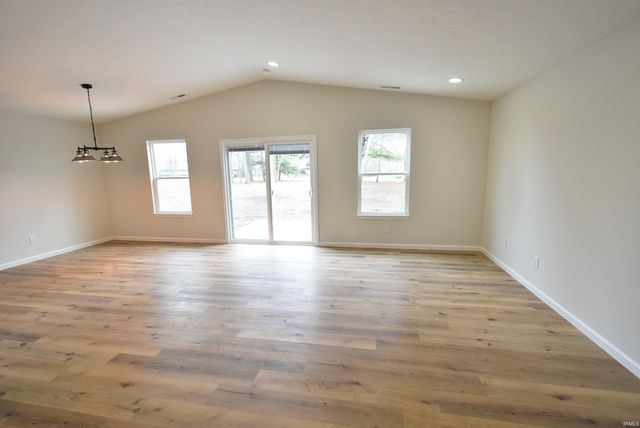 994 E 8Th Street, Fowler, IN 47944