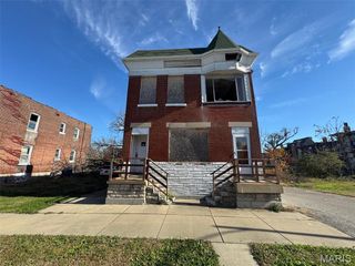 1150 Walton Avenue, St Louis, MO 63113