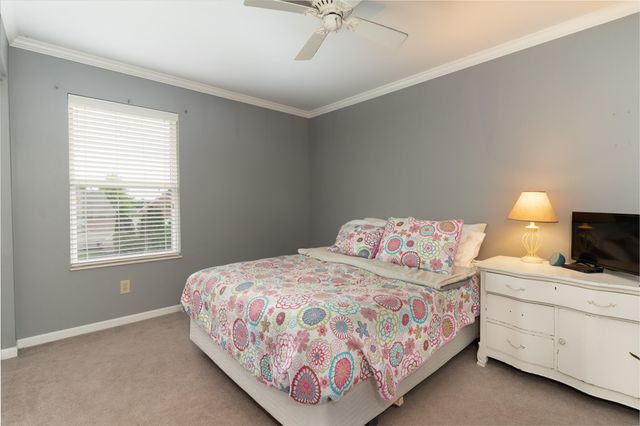 6333 Deermeade Drive, Florence, KY 41042