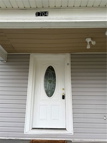 1704 McLain Street, Dayton, OH 45403