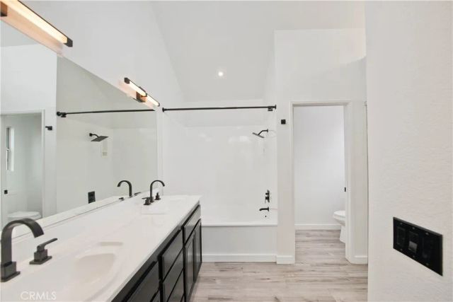 600 Kingswood Lane A, Simi Valley, CA 93065