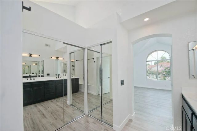 600 Kingswood Lane A, Simi Valley, CA 93065