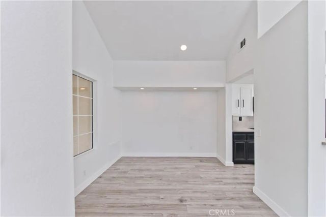 600 Kingswood Lane A, Simi Valley, CA 93065